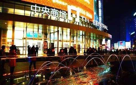 南京20个商场、批发市场买衣服综合大对比！大蓝鲸人买衣服指南