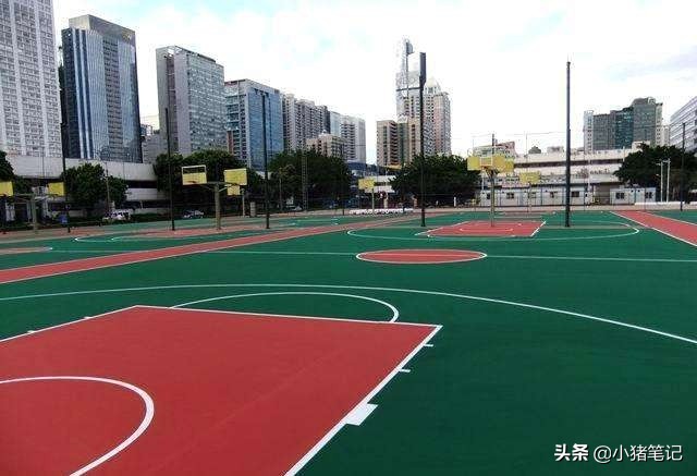 篮球场地标准尺寸图(中小学校篮球场地地面尺寸和地面要求？)