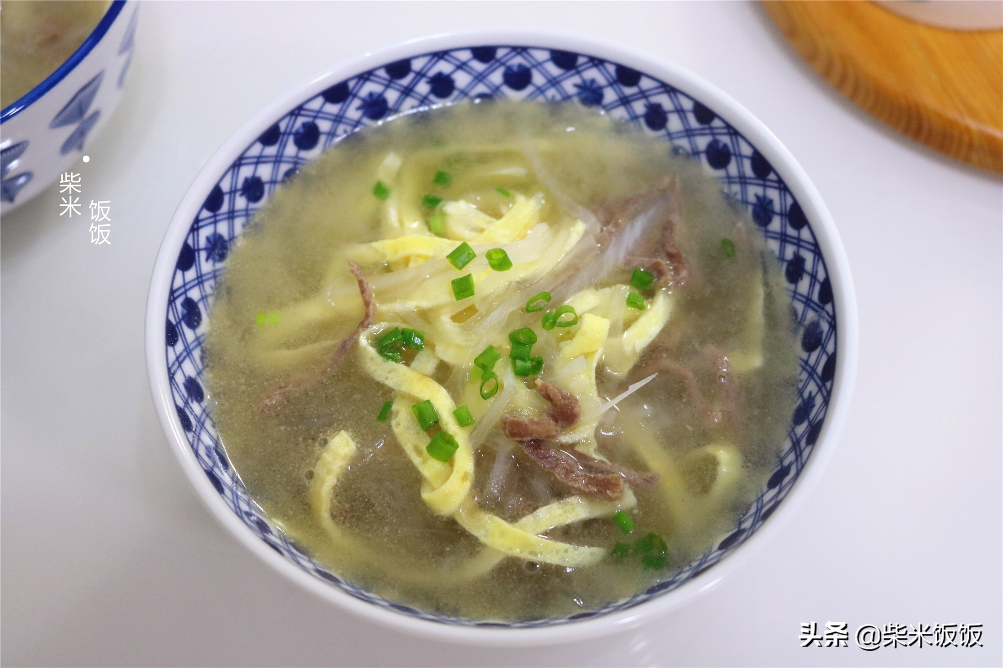 深秋十月，多喝这碗汤，3种食材搭配，营养补水，太鲜了