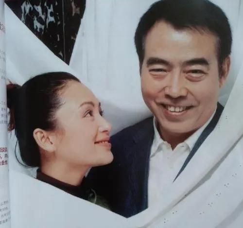 著名导演与“名门痞女”，央视一姐，内地第一美人的激情往事