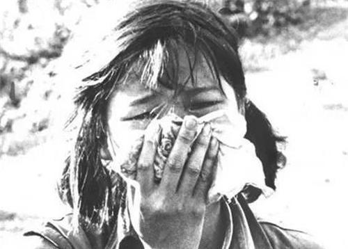 1978年，护理员持枪击杀3人、击伤1人，被判死刑，万人为她鸣不平