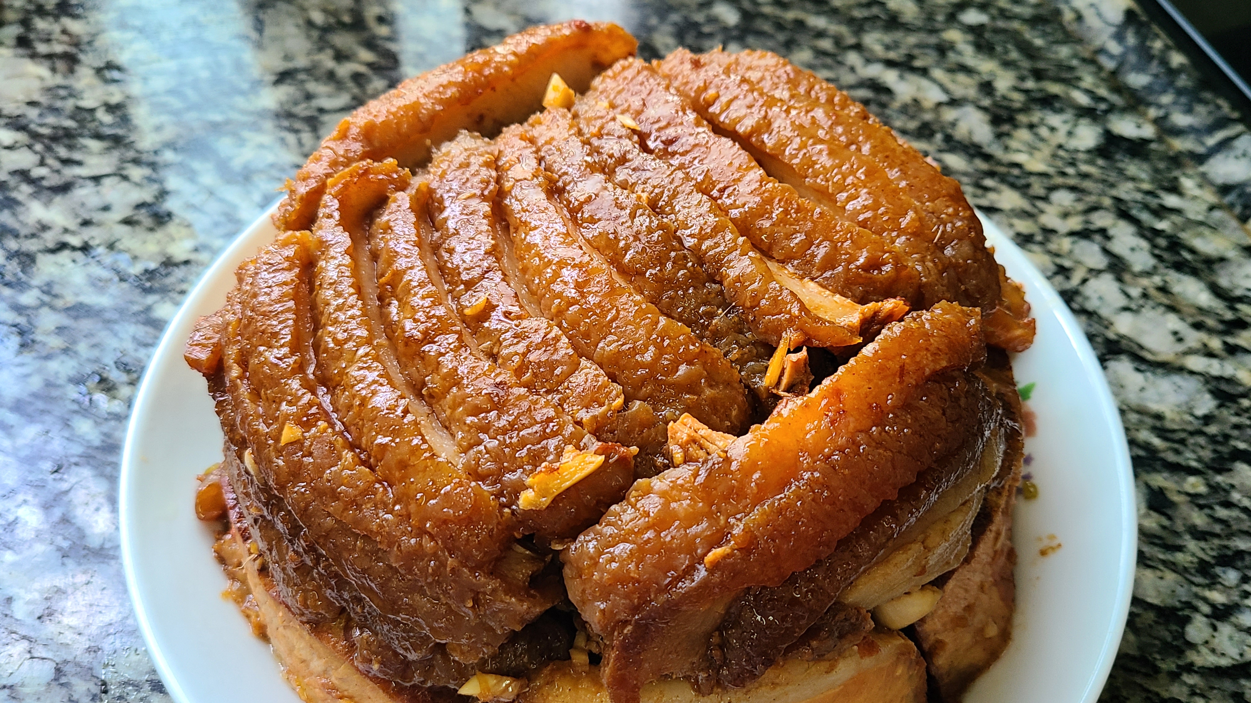 扣肉这样做味道更香，教你一个广东做法，简单好吃，看着就馋