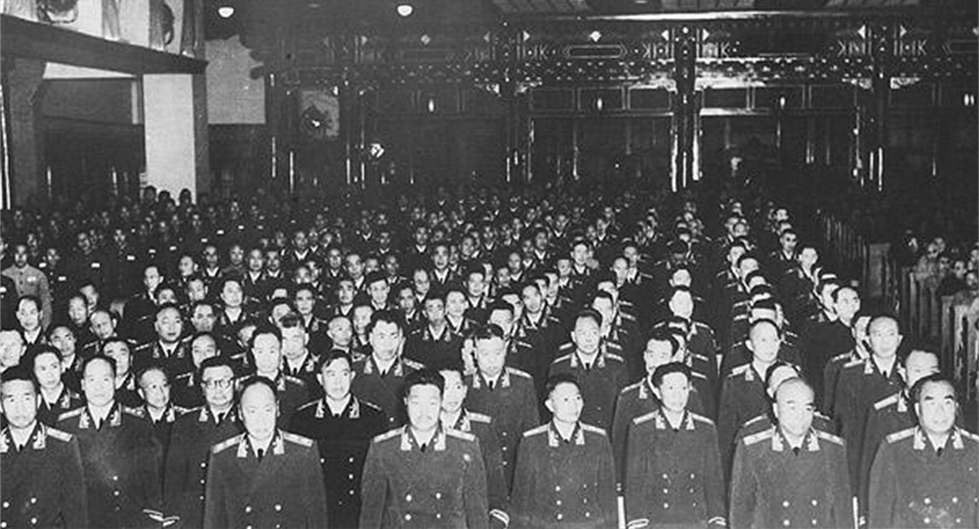 1955年授衔的将军有多少(55年大授衔共出1048位开国将帅) - 青木春