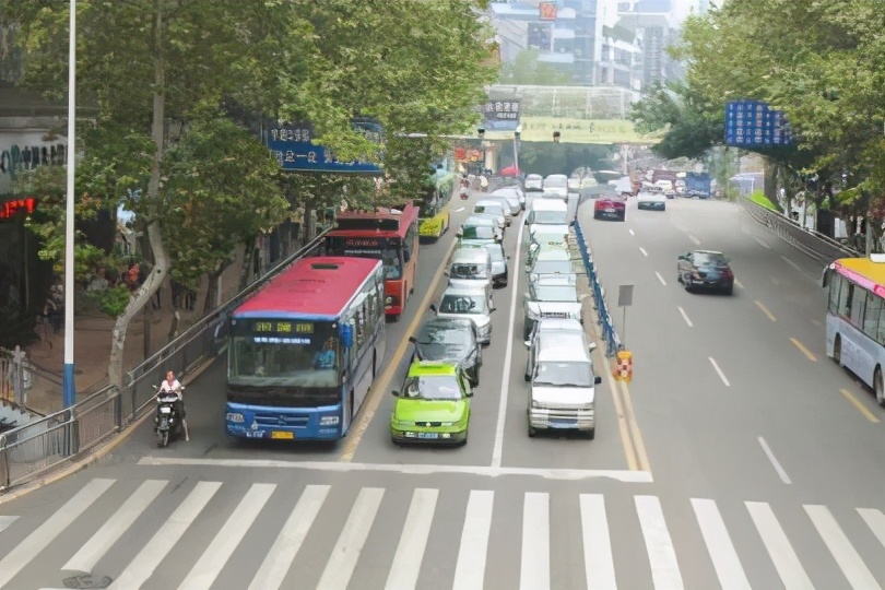 开车撞到人了怎么办？