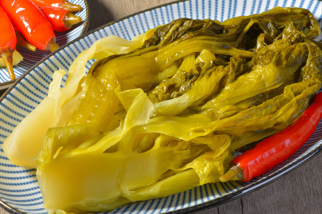 泡菜怎么泡又脆又好吃(腌酸菜)-第4张图片-索考网