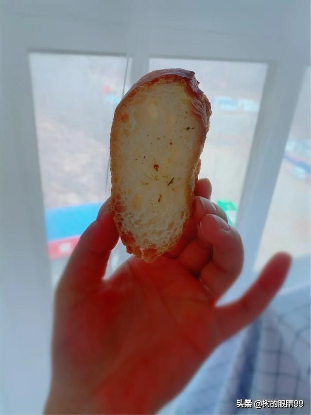 瓶里有鲜花，篮里有面包，而我忽而赛神仙忽而绝望主妇