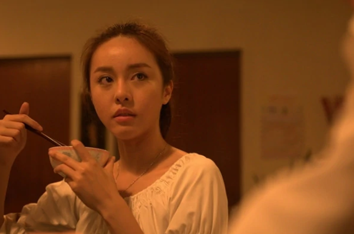 李云迪出事，他的女徒弟备受关注，靠师父出名，凭身材走红