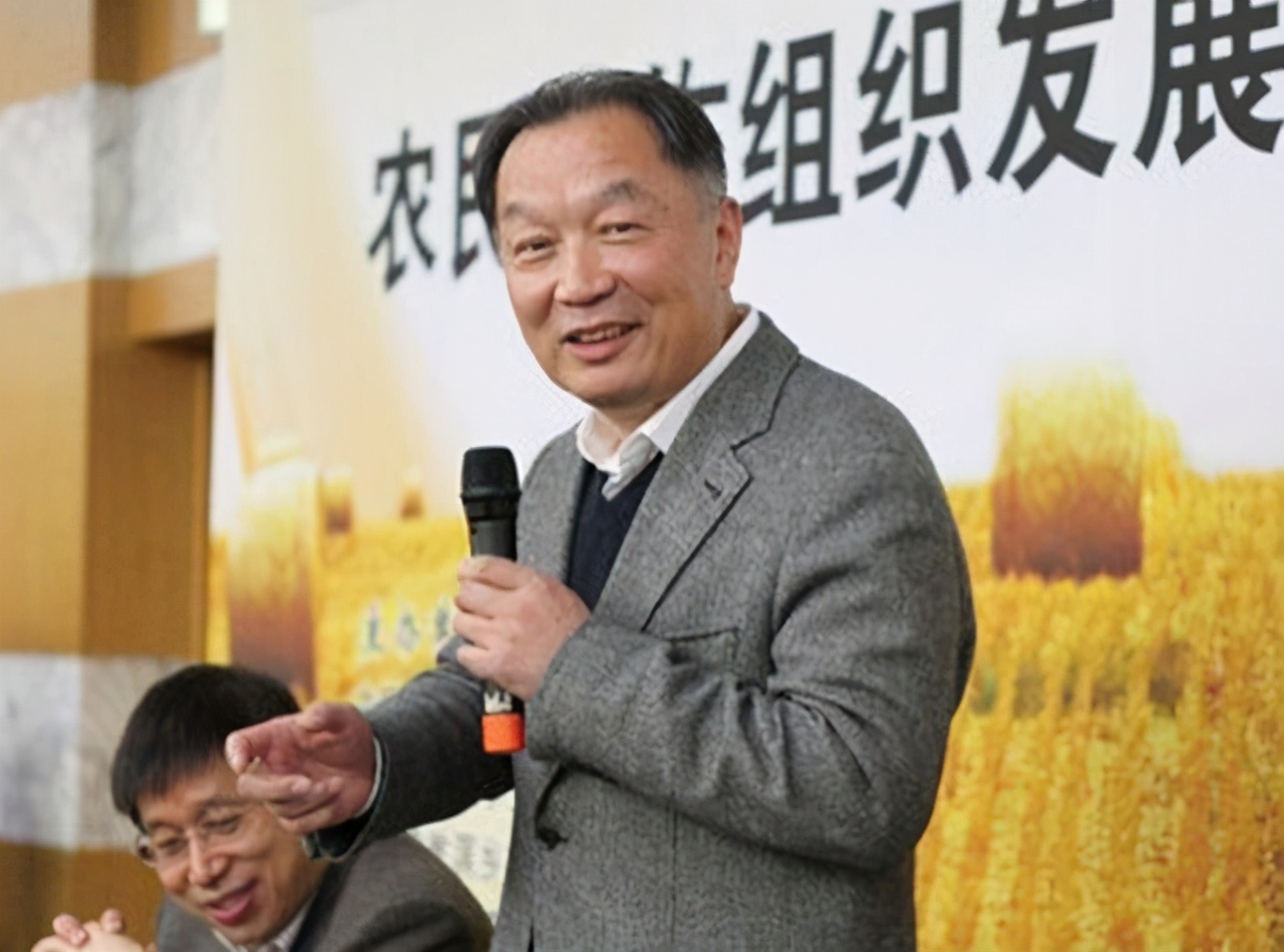 温铁军：中国不能实行农村土地私有化，农业问题不能单拎出来考虑