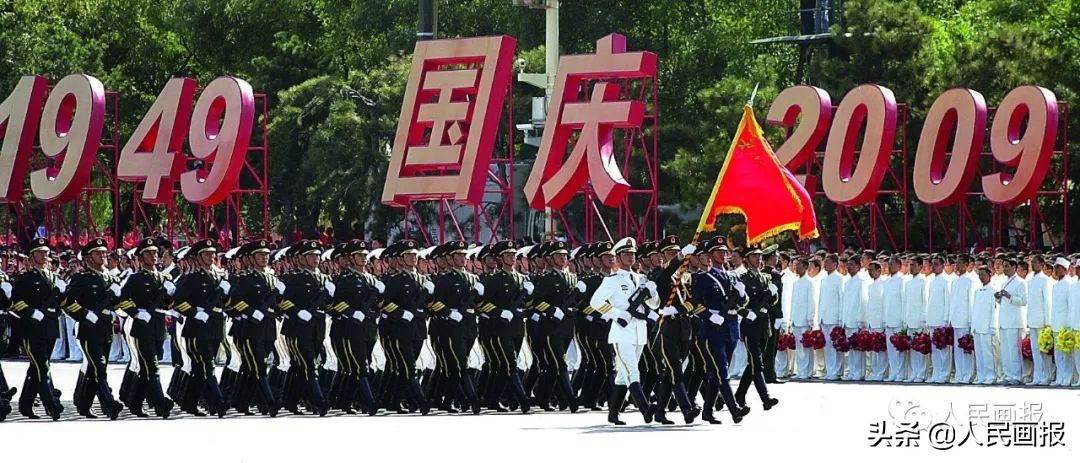 珍藏版！历次天安门广场的阅兵影像