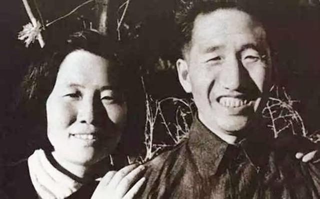 49年新中国成立后，十大元帅夫人担任什么职务，1955年有几人授衔