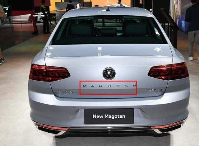 2020款新迈腾来了，老款价格劲爆，值得入手吗？