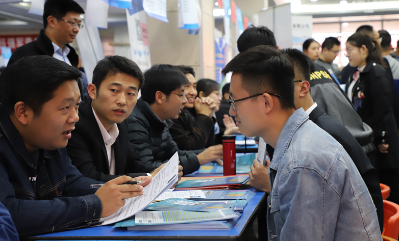 大学毕业才发现，省外城市再繁华，也比不过省内读大学的优势