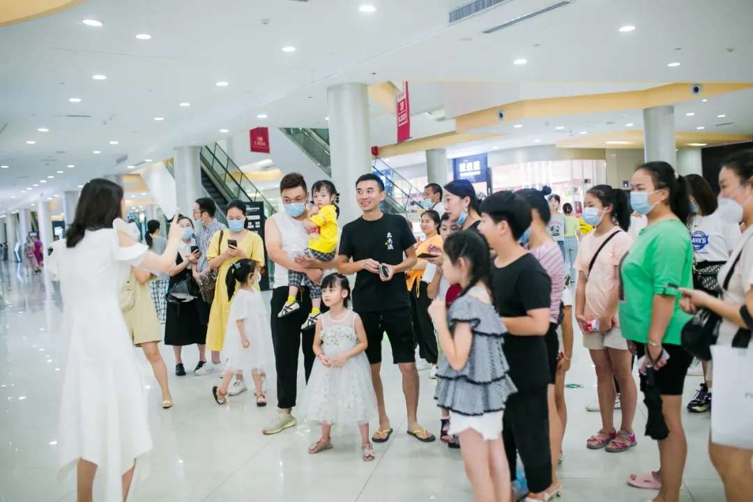 天生“i”动 畅享驾趣极致-创新纯电动BMW iX3商圈之旅圆满结束