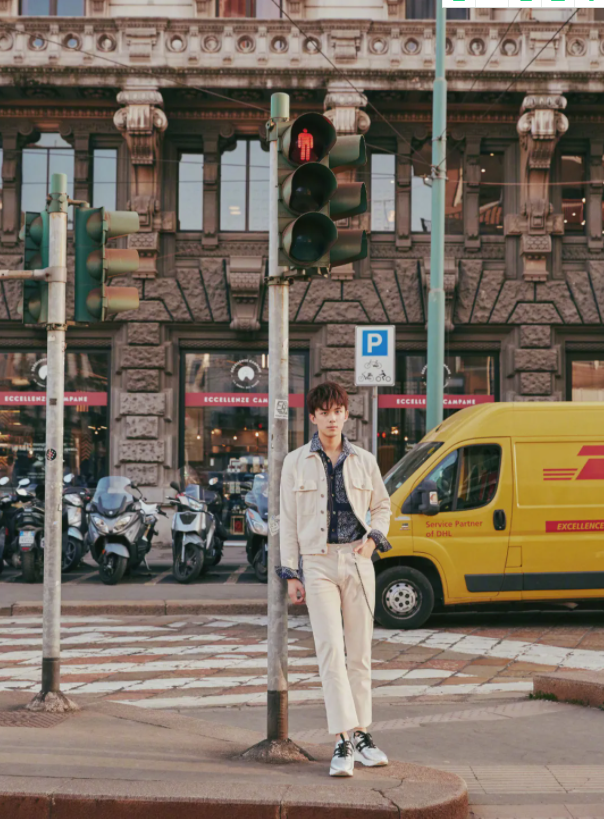 男生拍照:简约又帅气的姿势和技巧,会拍照的男生都这么拍