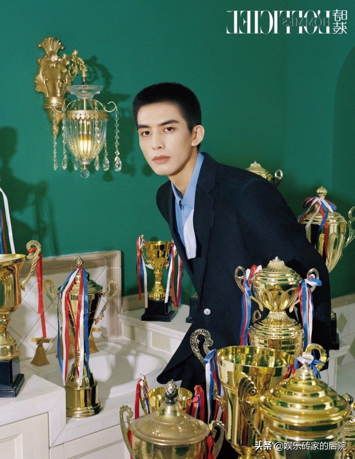 怎么于正屡试不爽的捧人手段，在宋威龙身上就不好使了？