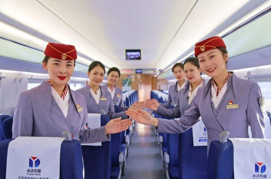 河南这所铁路学院“很特殊”，高铁里上课，毕业生就业前景好