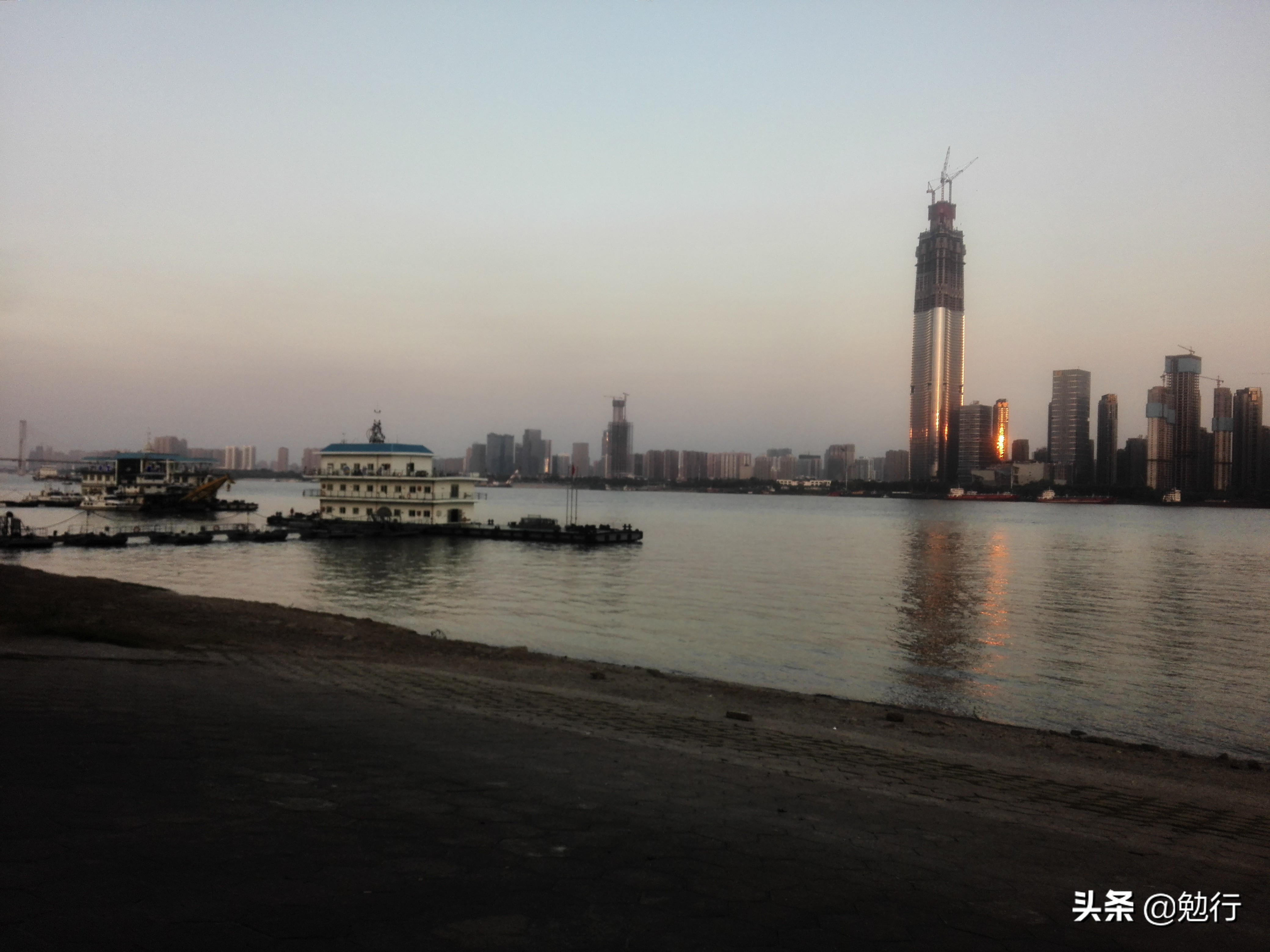 回忆武汉之旅，江岸区黎黄陂路，江滩