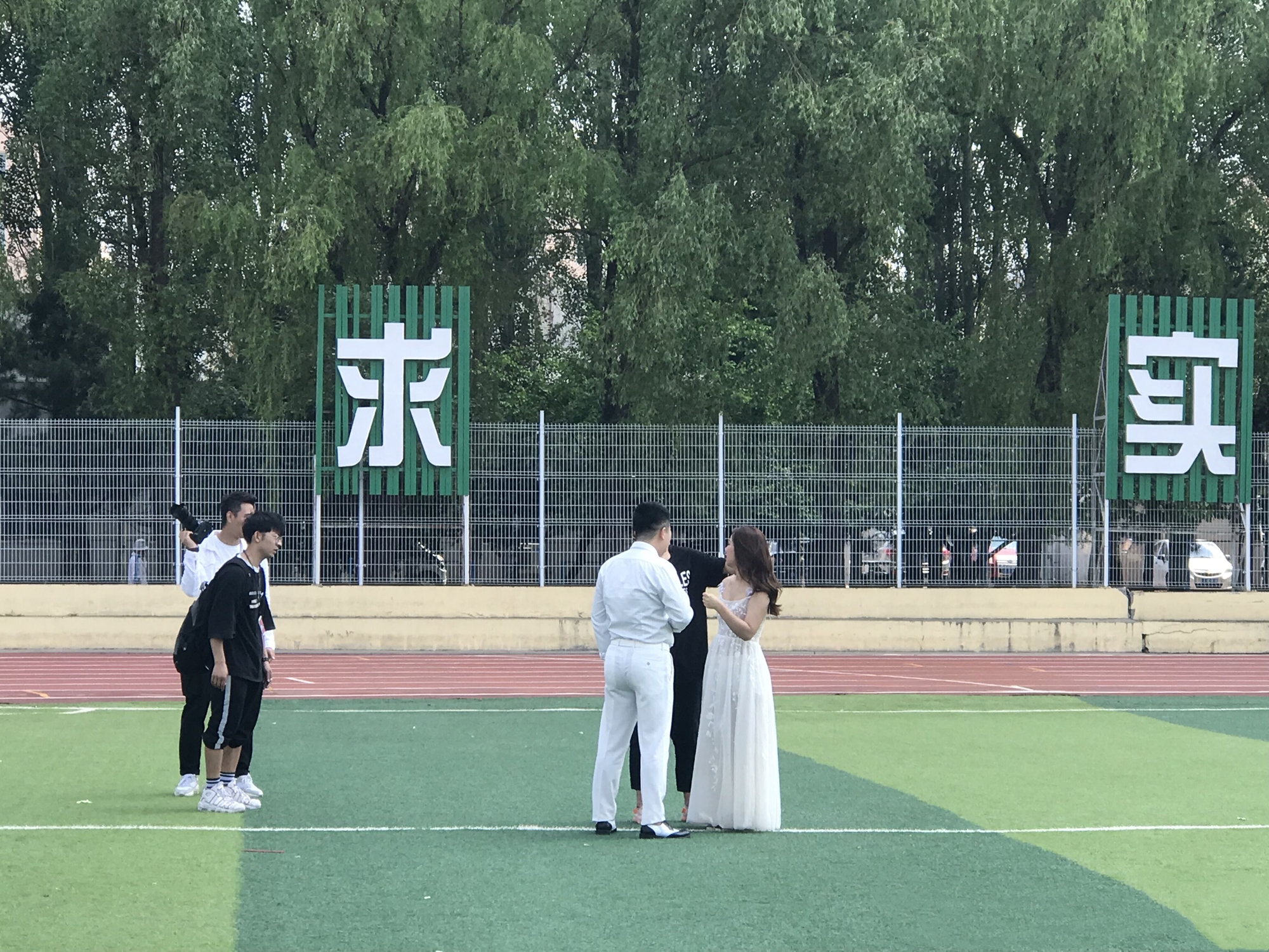 为什么“大学生子”屡屡出现？