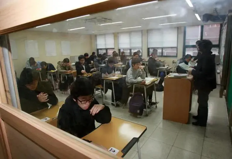 大学生数量超2亿，学历缩水，那读书就没用了吗？