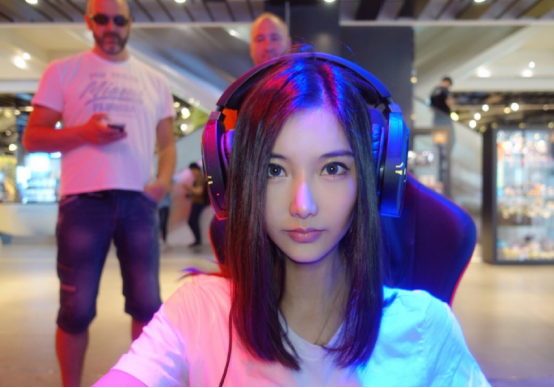 清华大学最美校花，高考“双料状元”，集美貌与才华于一身