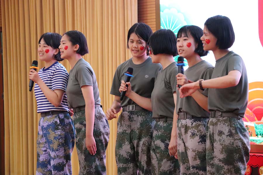 献礼华诞 | 解放军及武警部队“双节”晚会大联欢