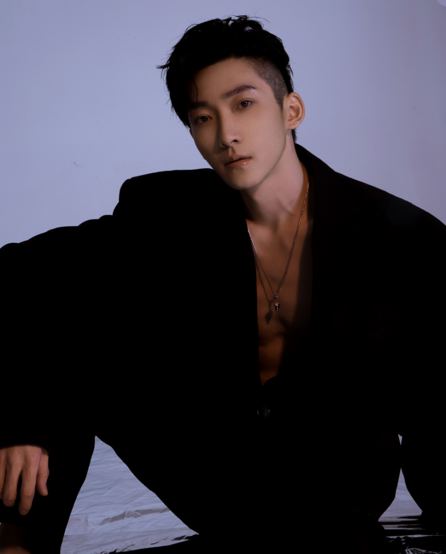 新版《还珠》尔泰，出道十年资源太虐，还在周冬雨新剧演18番男配