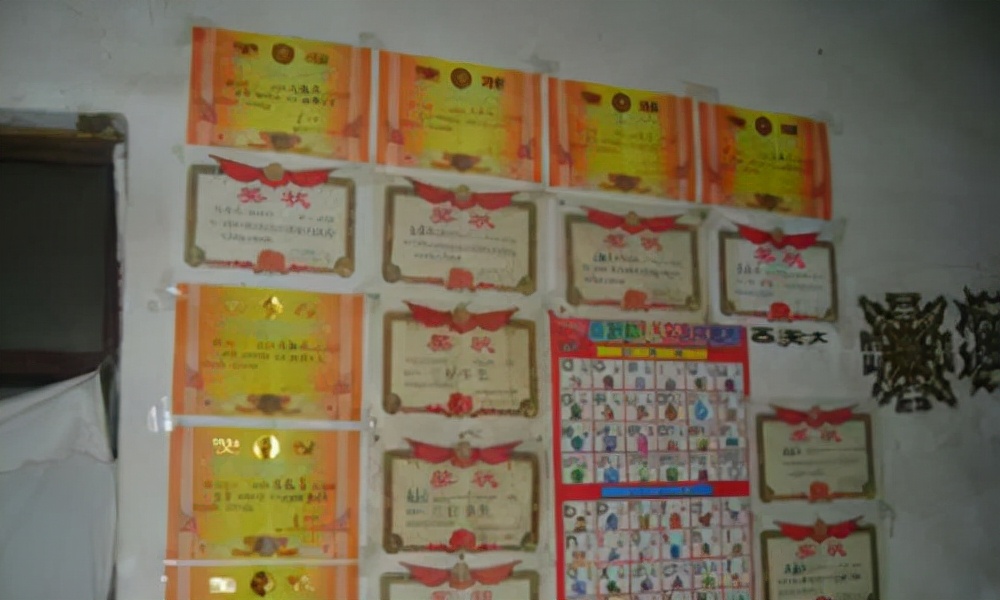 2009年高考状元黎力抢银行入狱，出狱后再金榜题名，他经历了什么