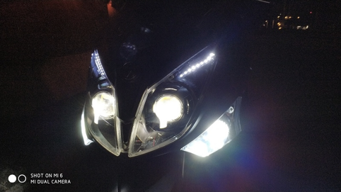 眼前终于亮了分享踏板摩托车改装LED大灯
