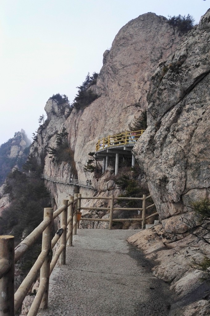 欒川旅遊攻略(清明風雨老君山) - 悅聞天下