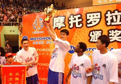 有哪些nba名宿效力过cba(CBA最伟大的5大名宿：姚明在CBA如同奥尼尔，朱芳雨生涯如开挂)