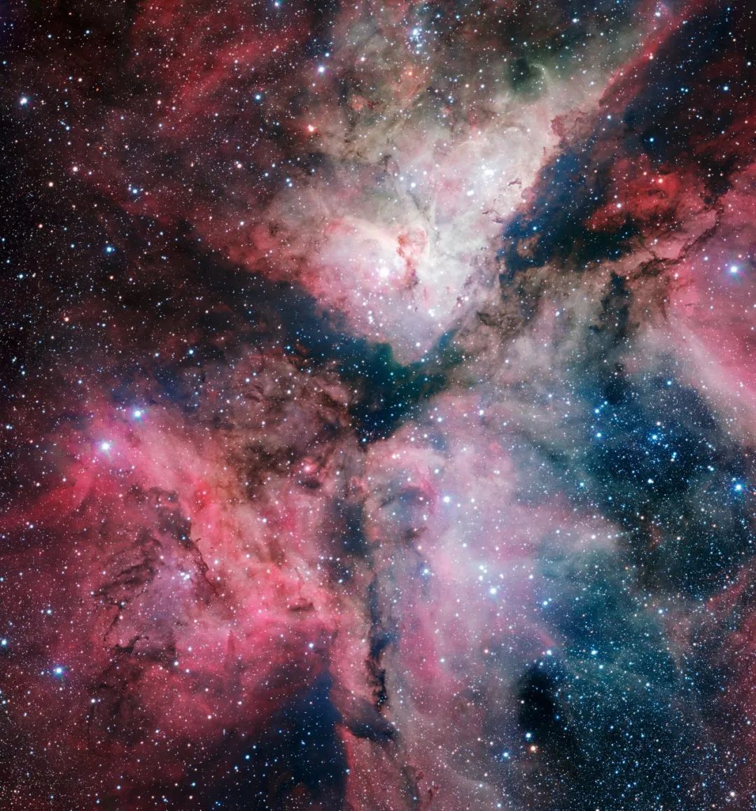 有好事者算了算,结果发现:宇宙是一杯装满星星的"拿铁"