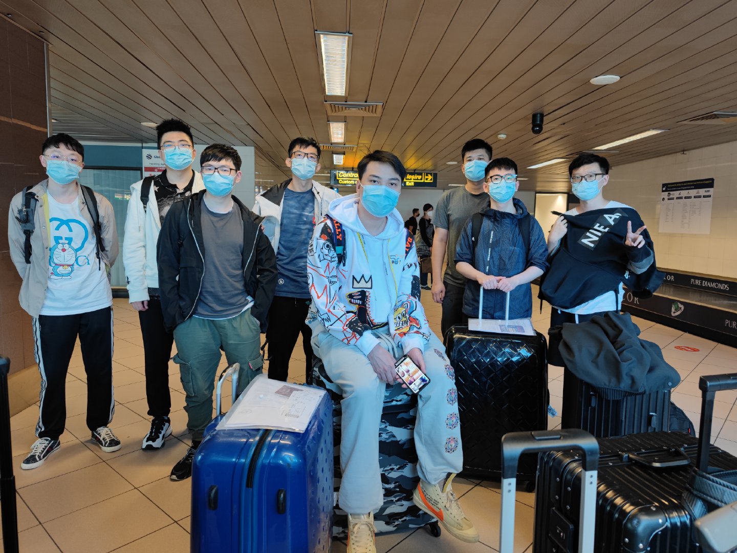 Dota2秋风送爽佳节至，LGD送上中秋祝福，水友感觉被羞辱了！