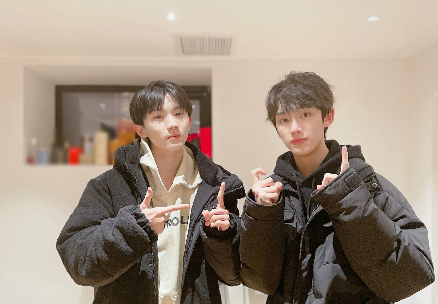 哥哥赴美留学，成为荣誉学生，马嘉祺高考失利，学霸人设太滑稽？