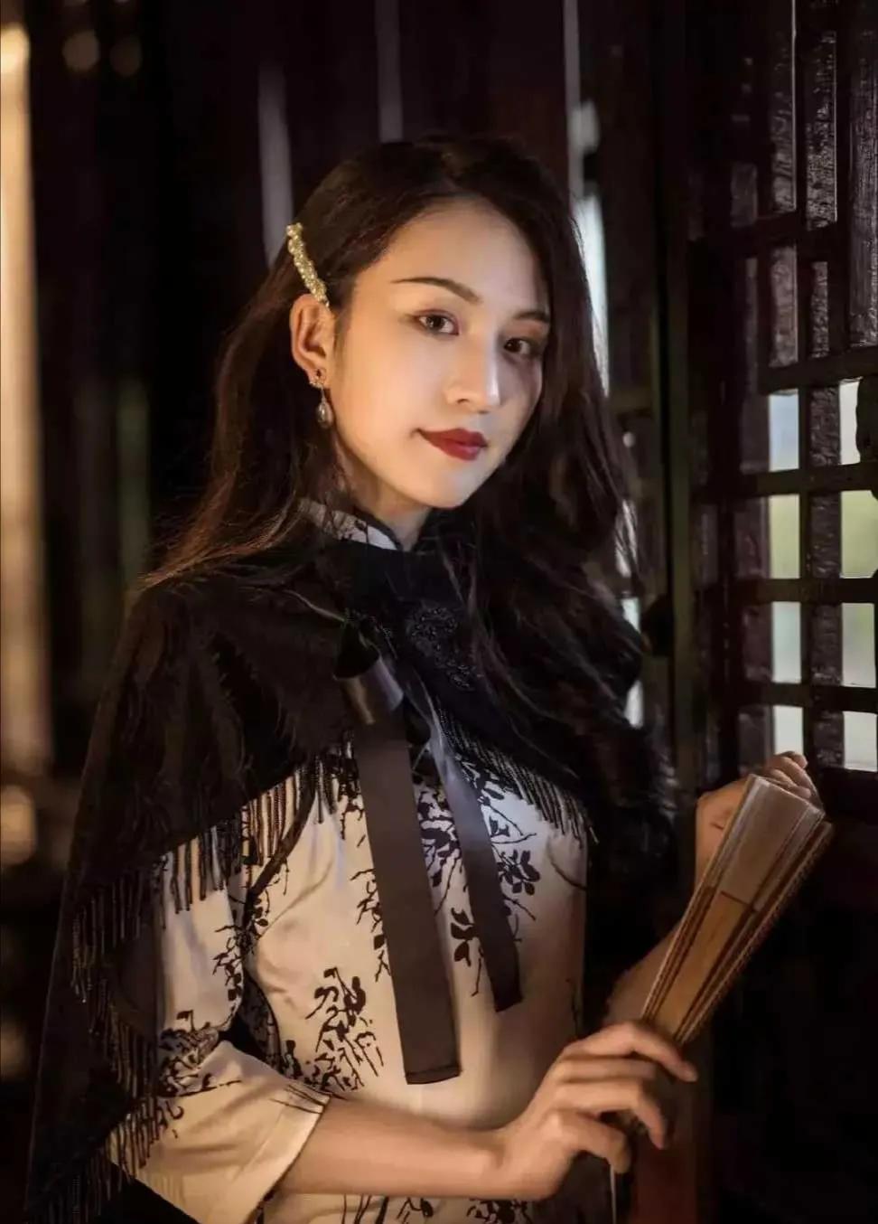 30张美女写真照，诠释了30种不同类型的美