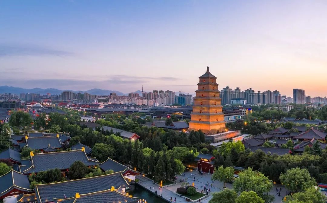大雁塔位于我国哪个城市大雁塔是哪个城市的象征