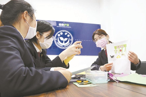 创新“线上模式” 守护未成年人