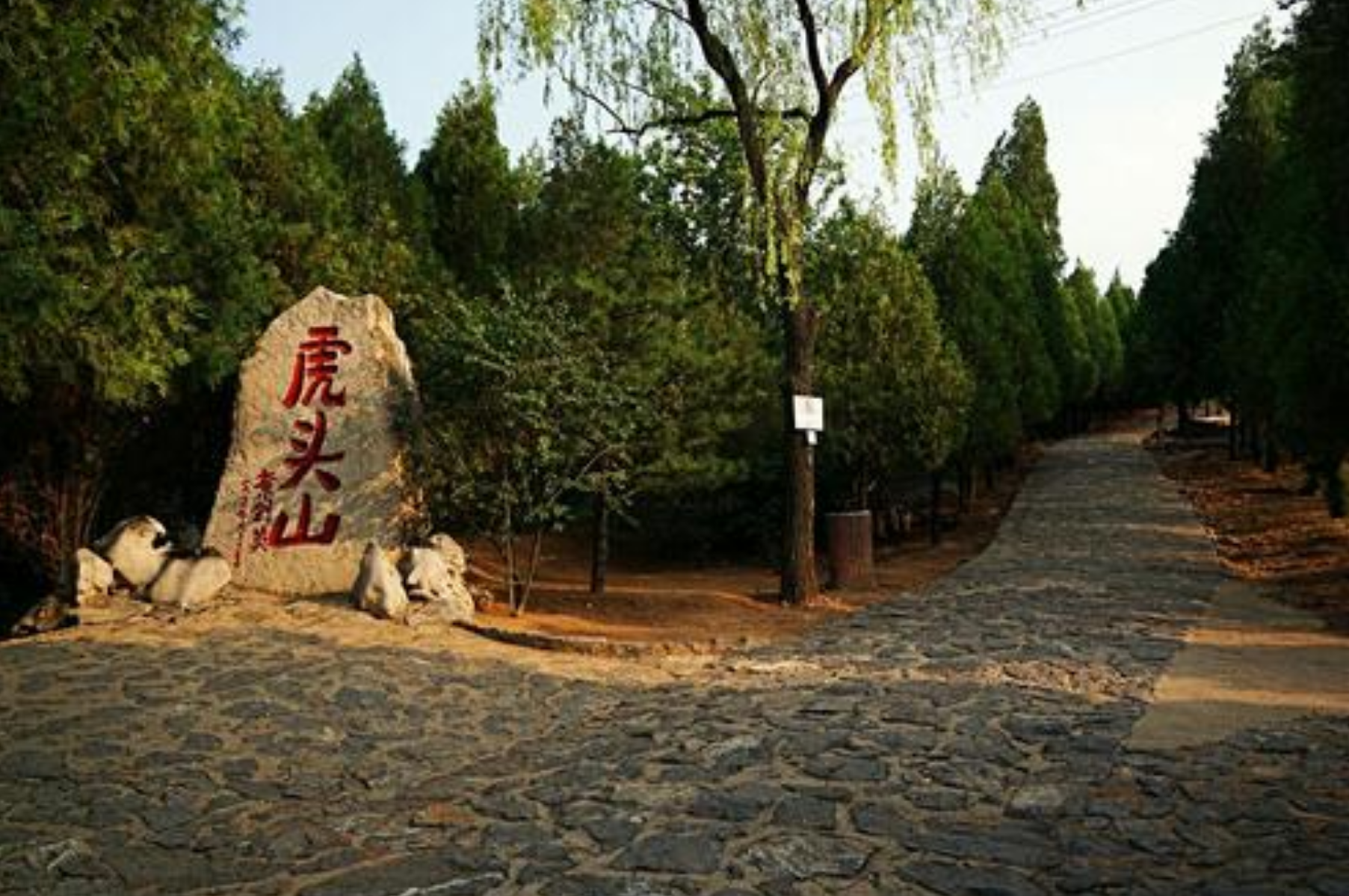 川南旅游攻略：三大景点家喻户晓，不负美景不负“胃”