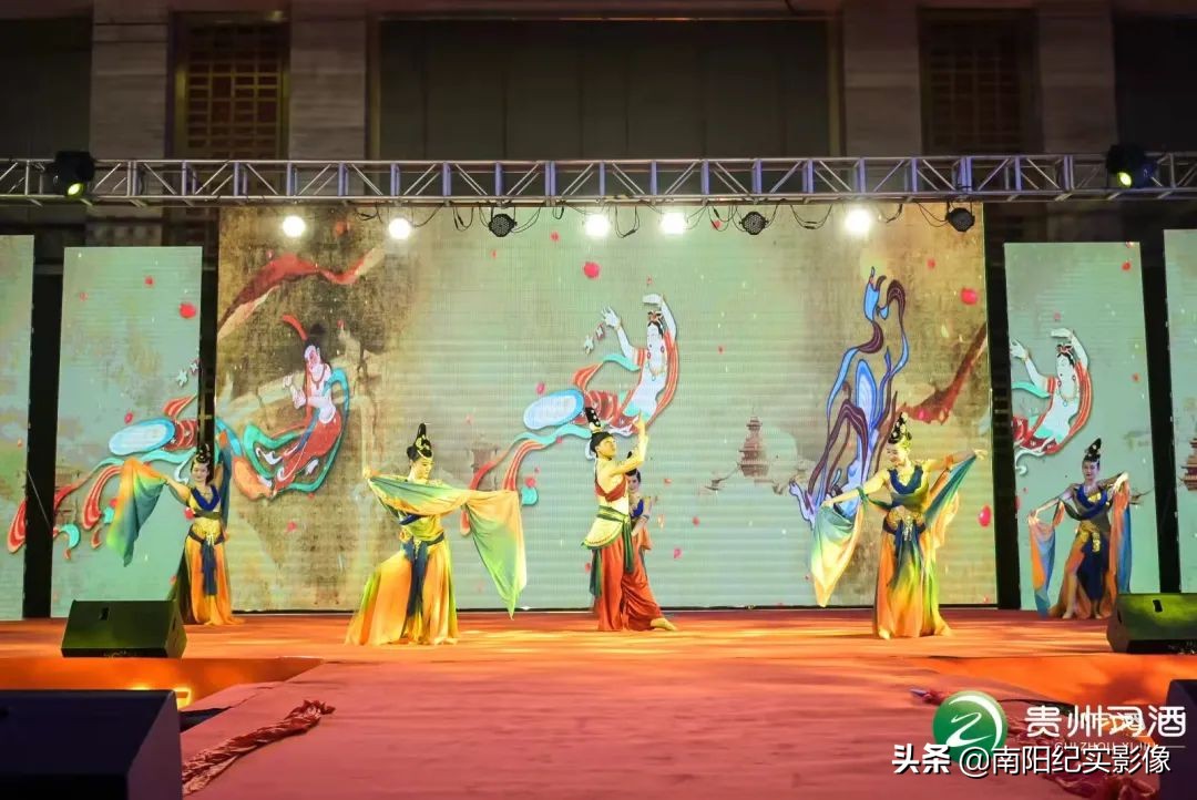 凤凰于飞 喜宴之夜—贵州习酒 习酒喜宴南阳上市发布会圆满成功