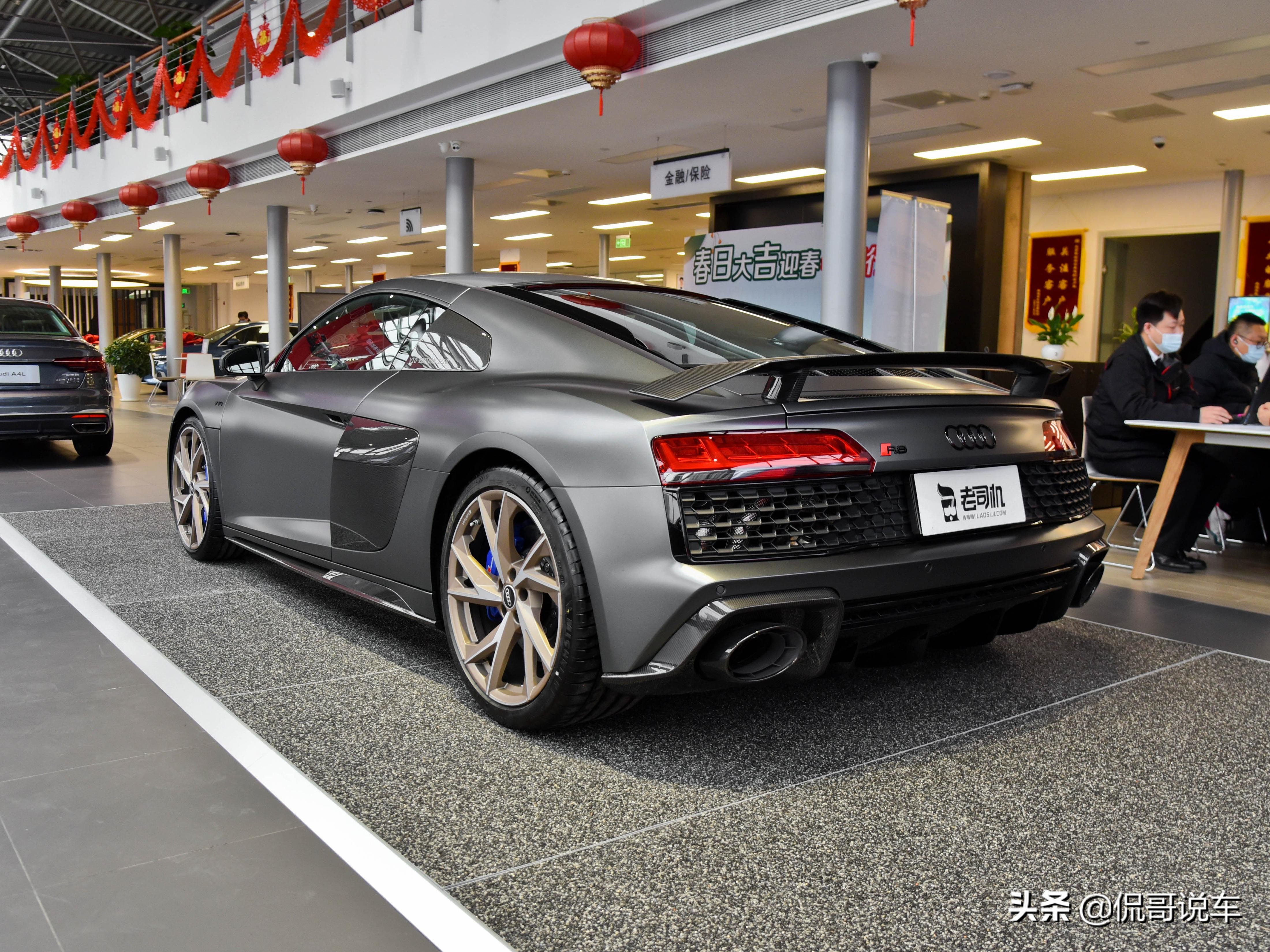 v10自吸,大排量最后的轰鸣,顶级性能豪华进口超跑,实拍奥迪r8