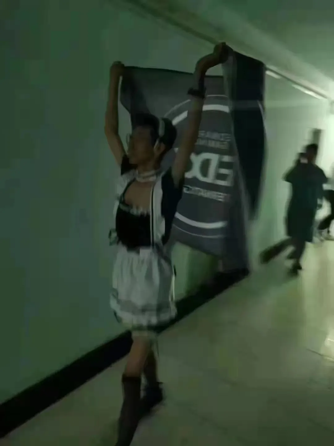 “edg夺冠后,男朋友发了我的裸照”