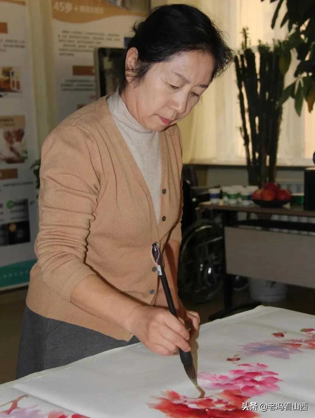 弘扬国学经典 品味书画艺术 太原市老年书画家协会走进爱尔眼科医院