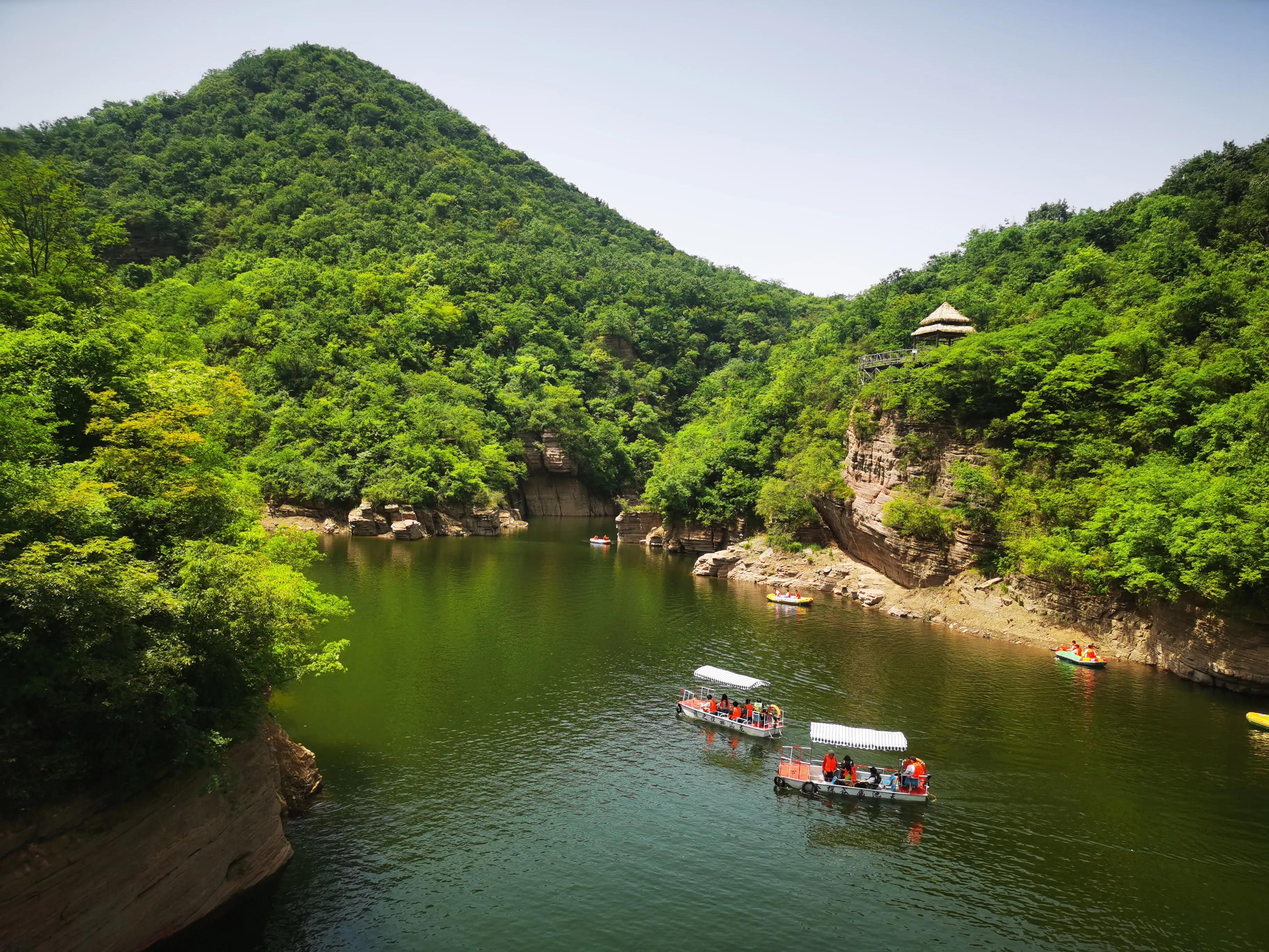 龙潭大峡谷在哪(洛阳龙潭大峡谷,古海奇峡地质画廊,景色不输红石峡,却