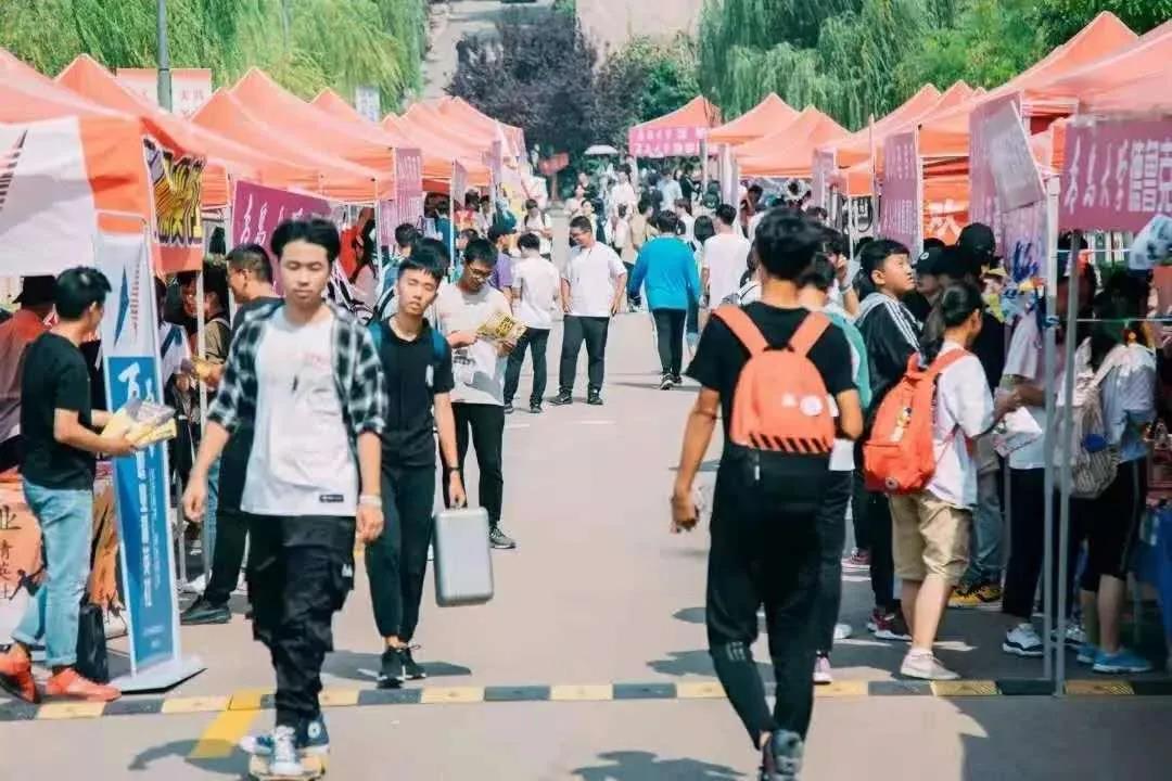 坐拥三大校区，占地2655亩，培养超30万精英，十个理由让你爱上山东这所高校！