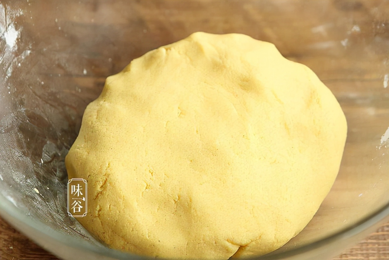 天冷就爱吃这早餐，不用醒面不发面，柔软筋道，一顿能吃3个