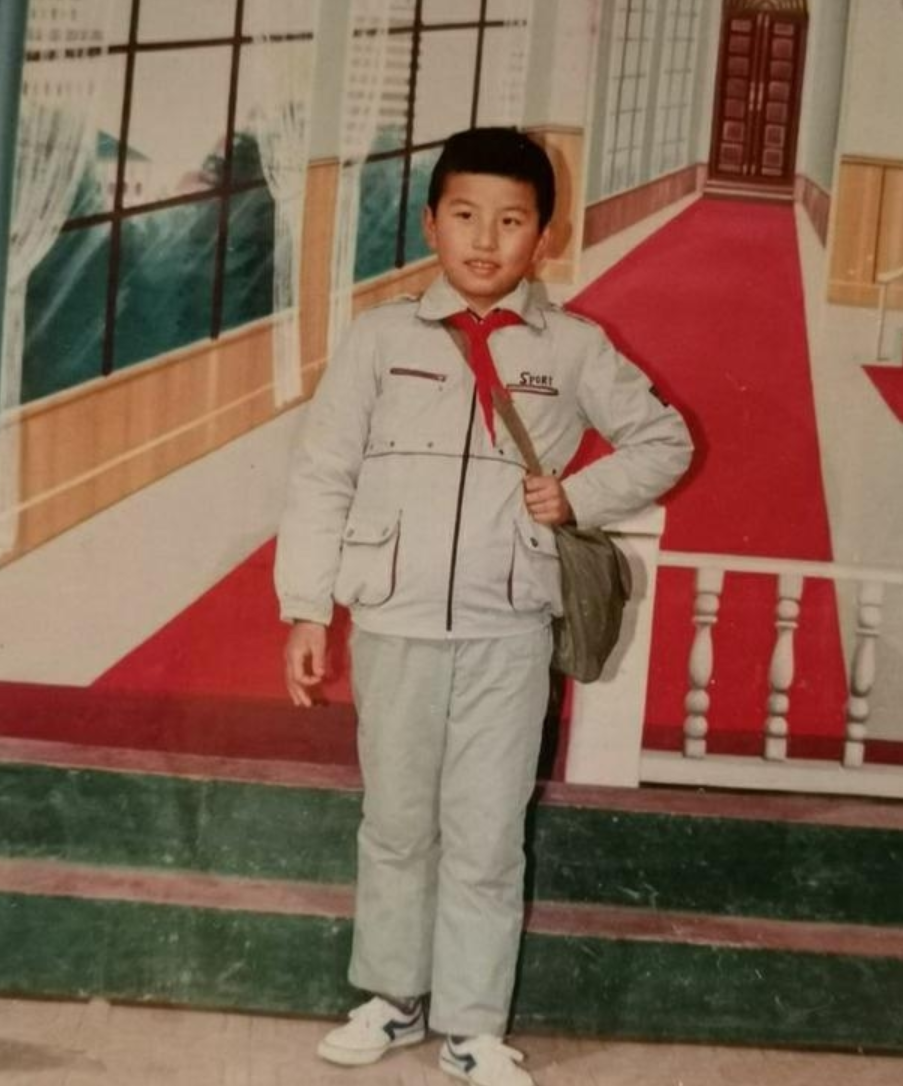 昔日高考状元神秘失踪20年，独留年迈父母，原因真只是因为爱情？