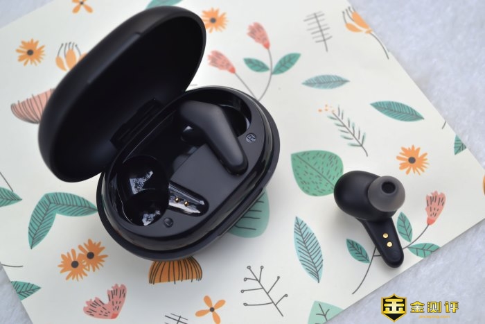 「金测评」雷柏i100TWS蓝牙耳机：百元耳机最酷价值