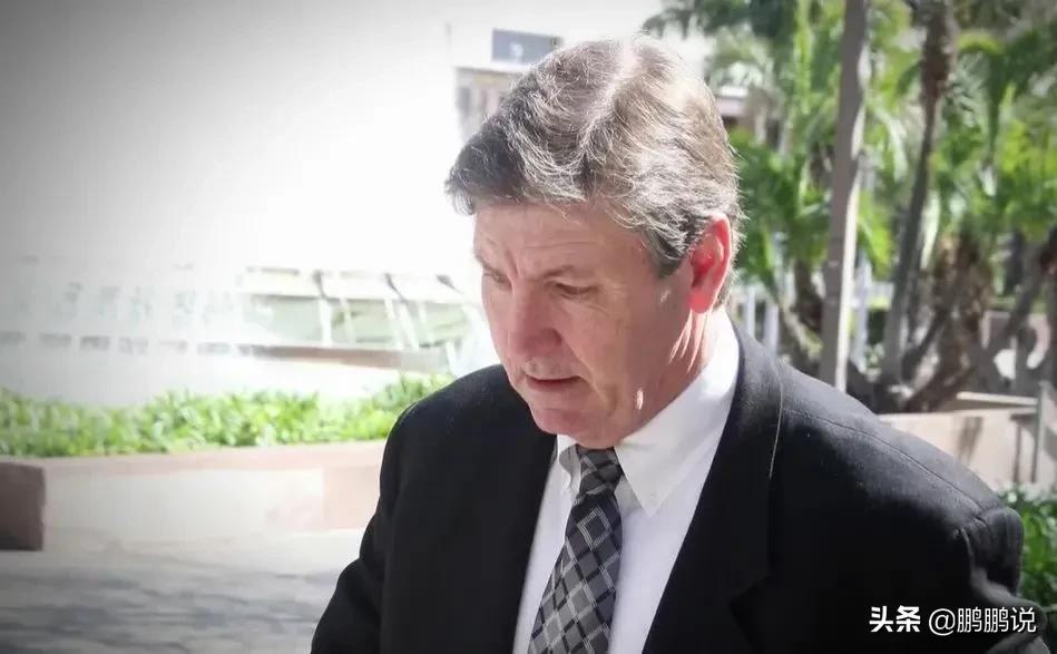 小甜甜布兰妮堕落史：强送精神病院，被父囚禁13年的她渴望逃离