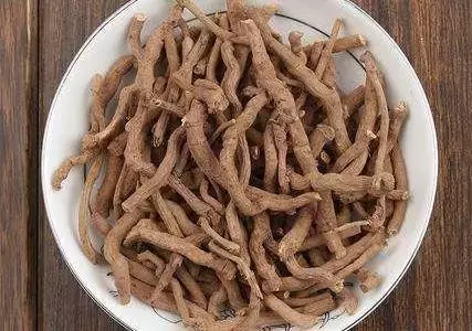 这些中药,名字看起来很像,但实际作用却大相径庭