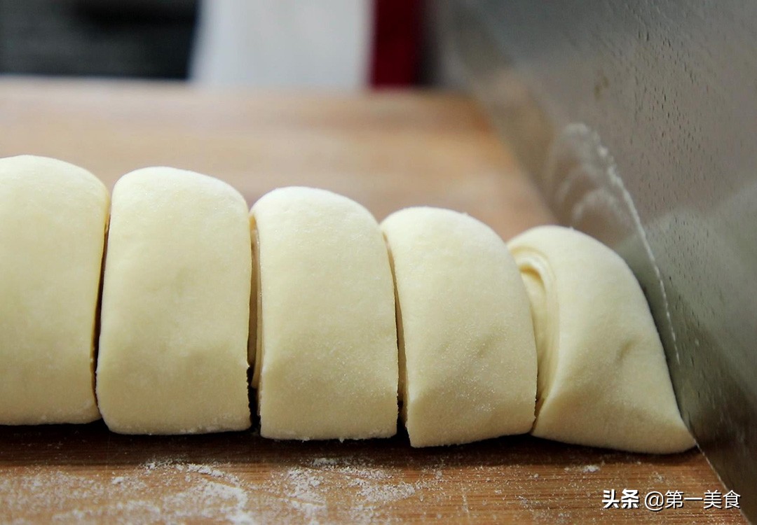 蛋白质含量高的食物(优质“蛋白质”排行榜！鸡胸肉未上榜，牛奶倒数第一，建议了解)