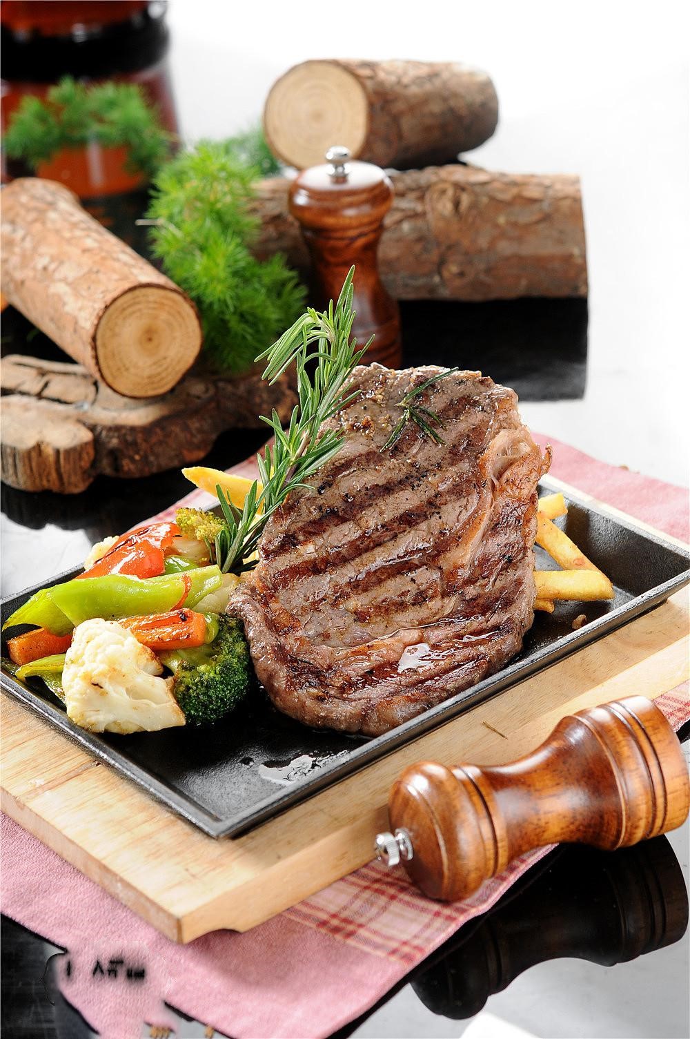 六安技师学院烹饪专业---中烹、西点、西餐